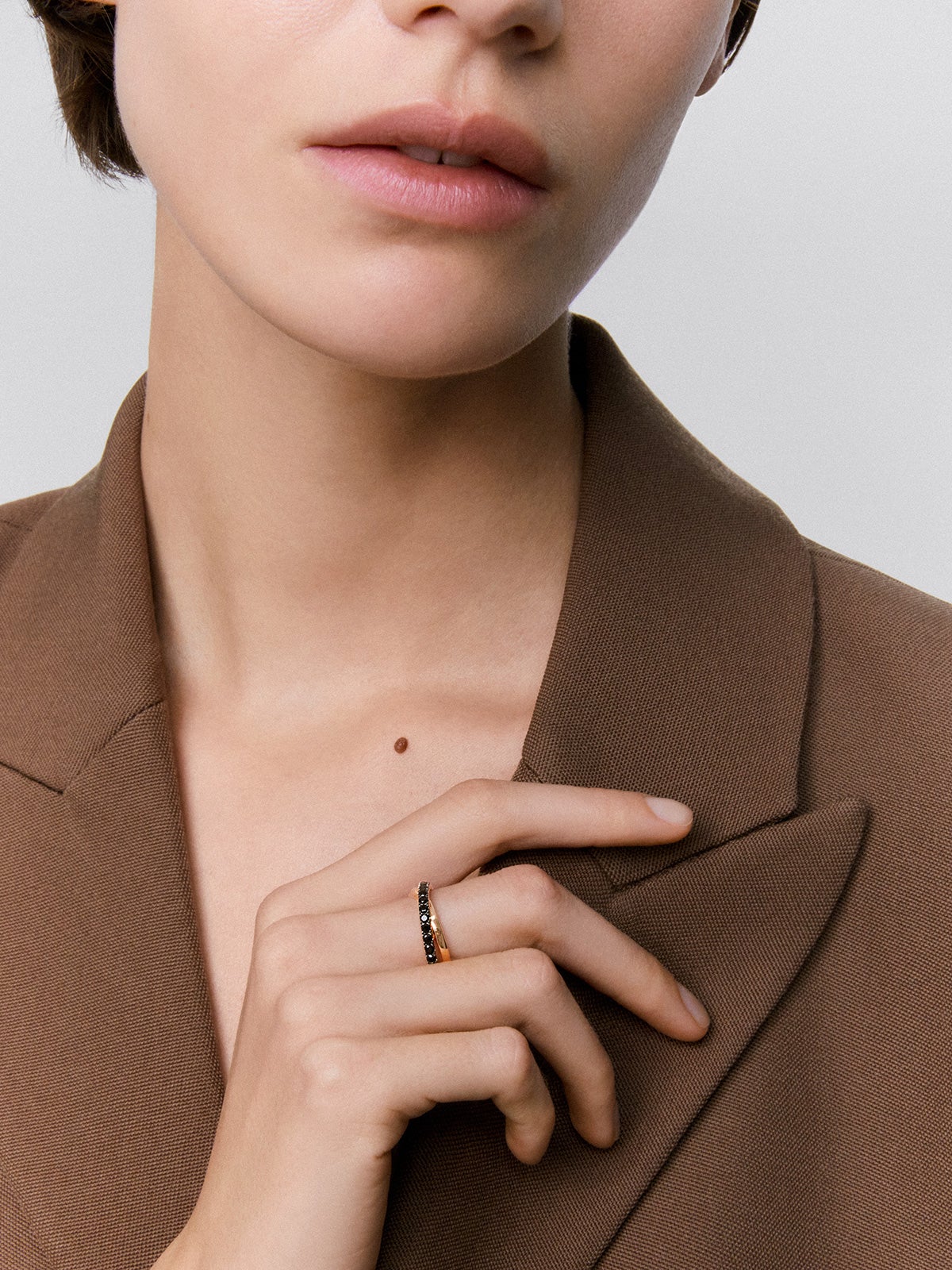 18K Rose Gold Crossed Ring with Spinel
