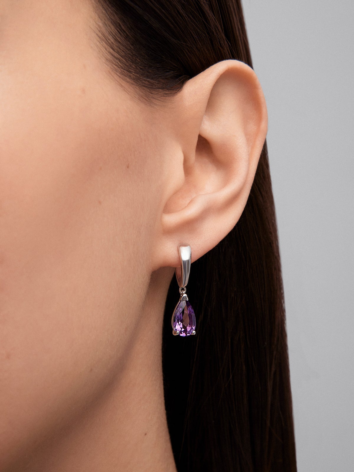 Silver earrings with purple amethyst