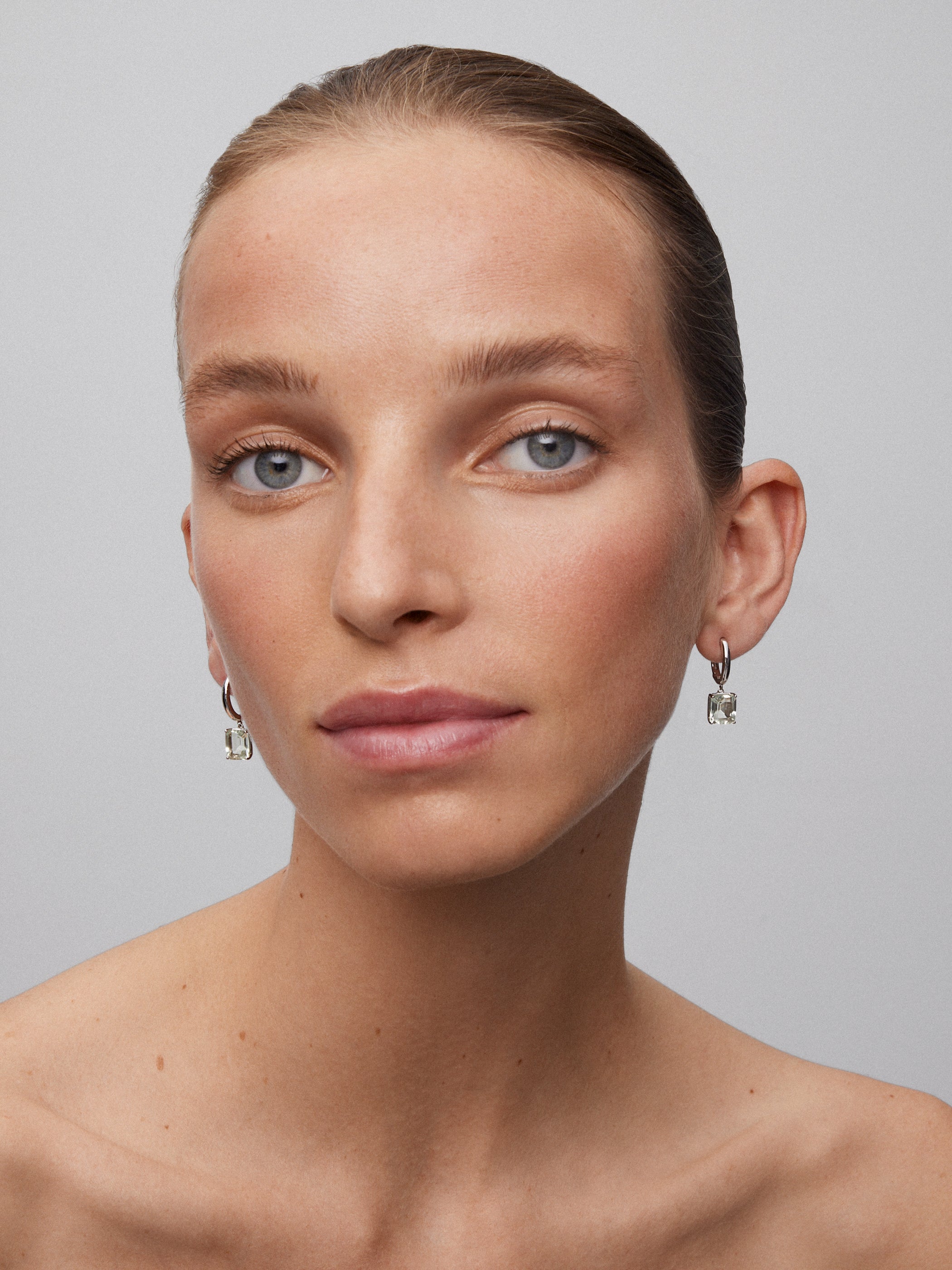 925 silver hoop earrings with hanging green amethyst