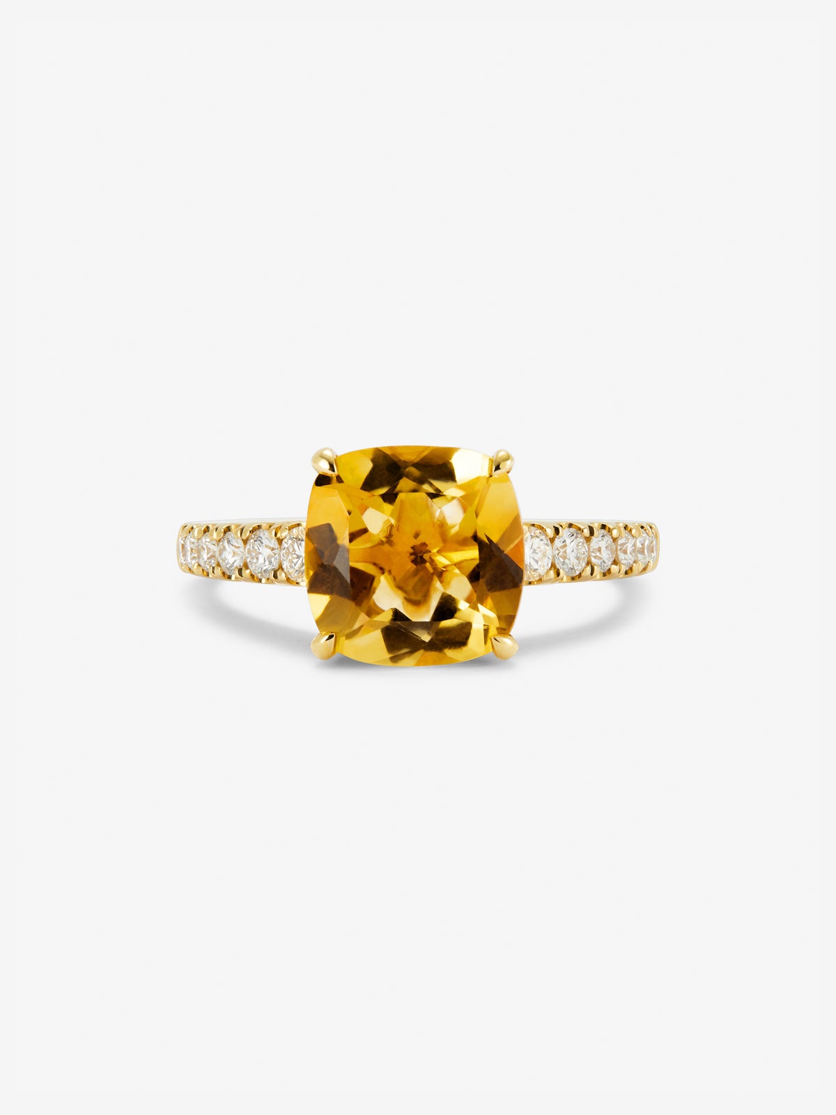 18K yellow gold ring with cushion-cut citrine quartz of 2.7 cts and 12 brilliant-cut diamonds with a total of 0.3 cts
