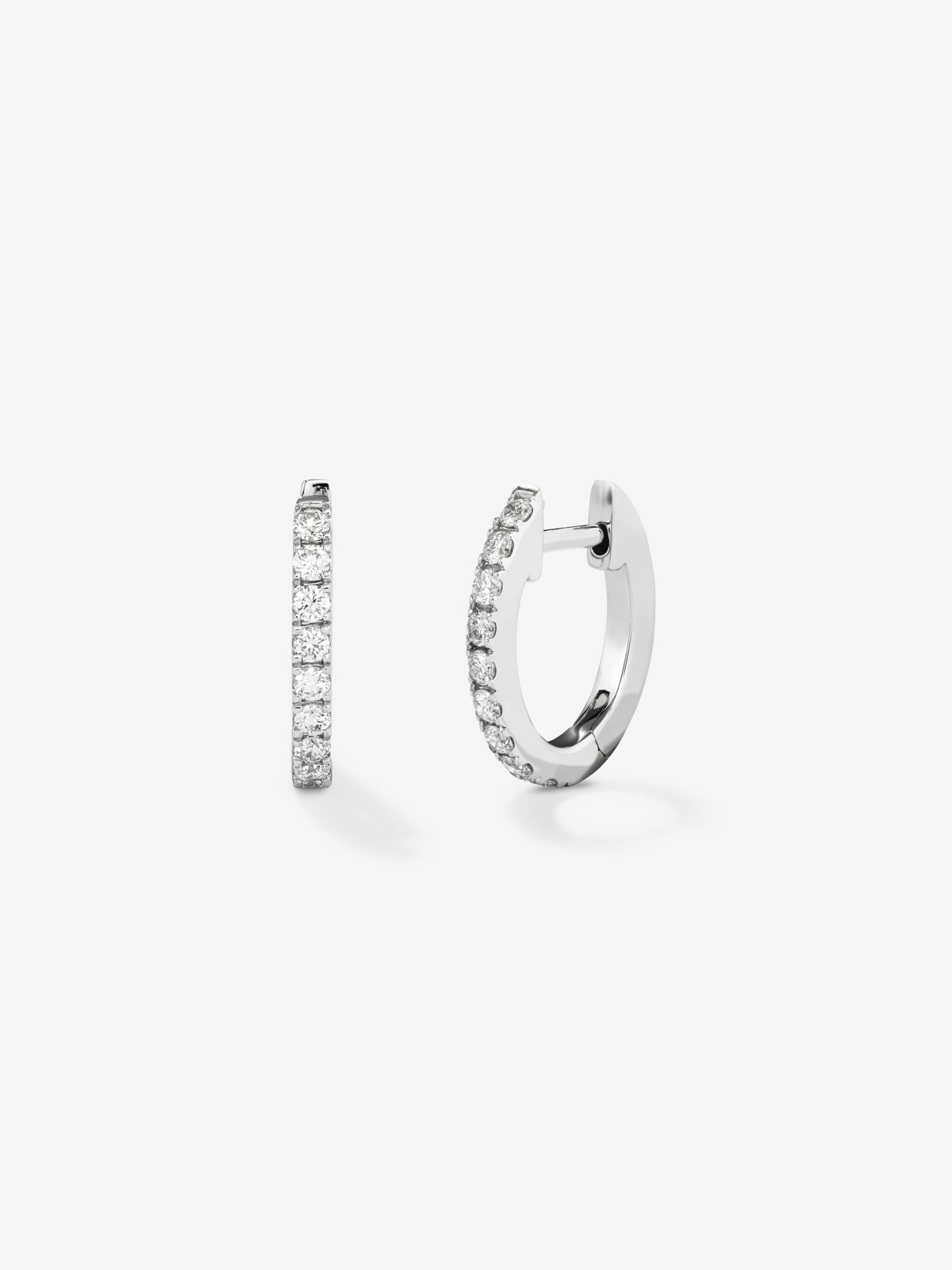 Pendientes aro de oro blanco de 18K con diamantes