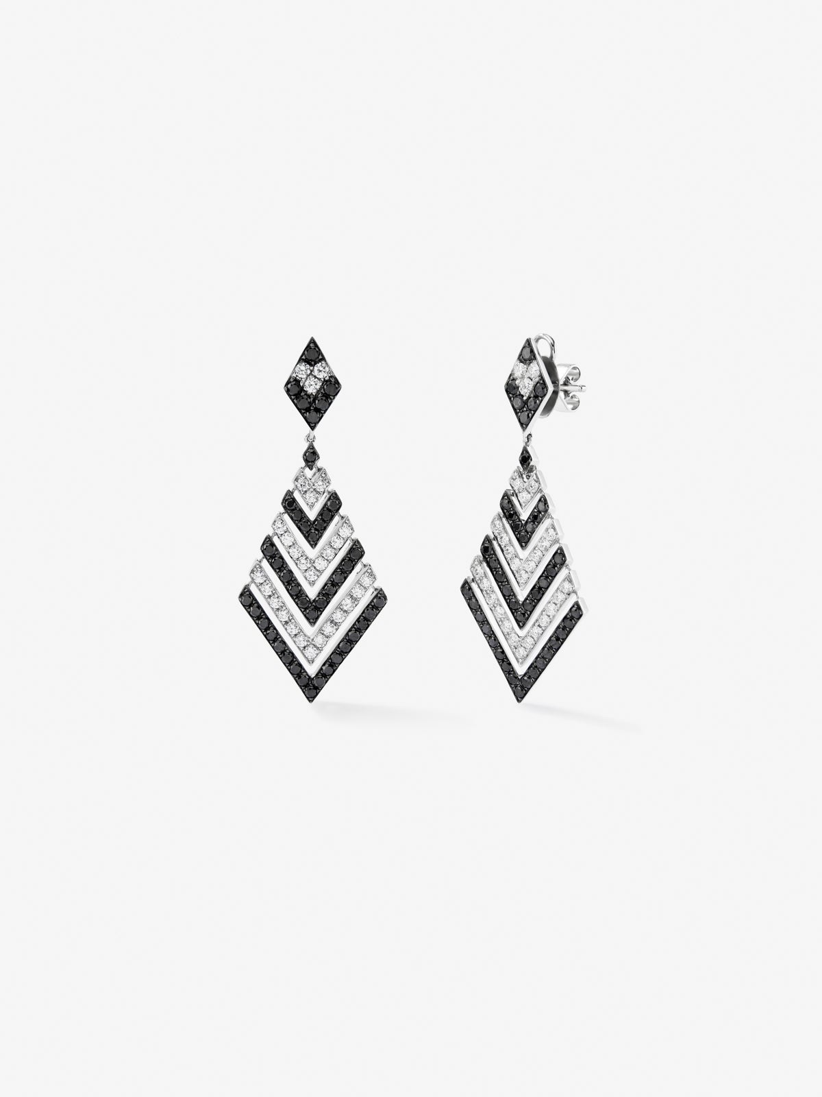 Pendientes de oro blanco de 18kt con diamantes