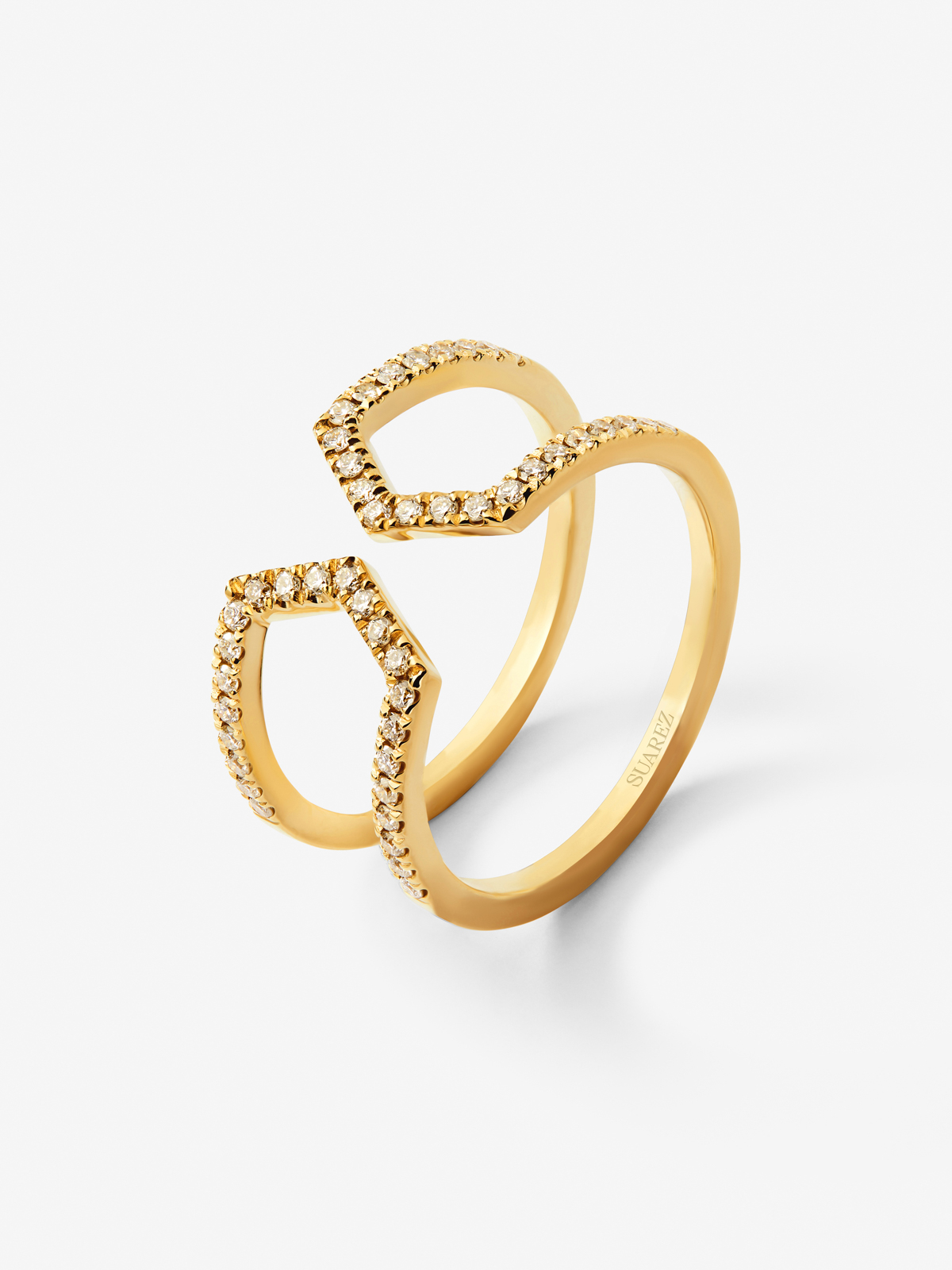 Anillo abierto de oro amarillo de 18K con diamantes blancos en talla brillante de 0,37 cts