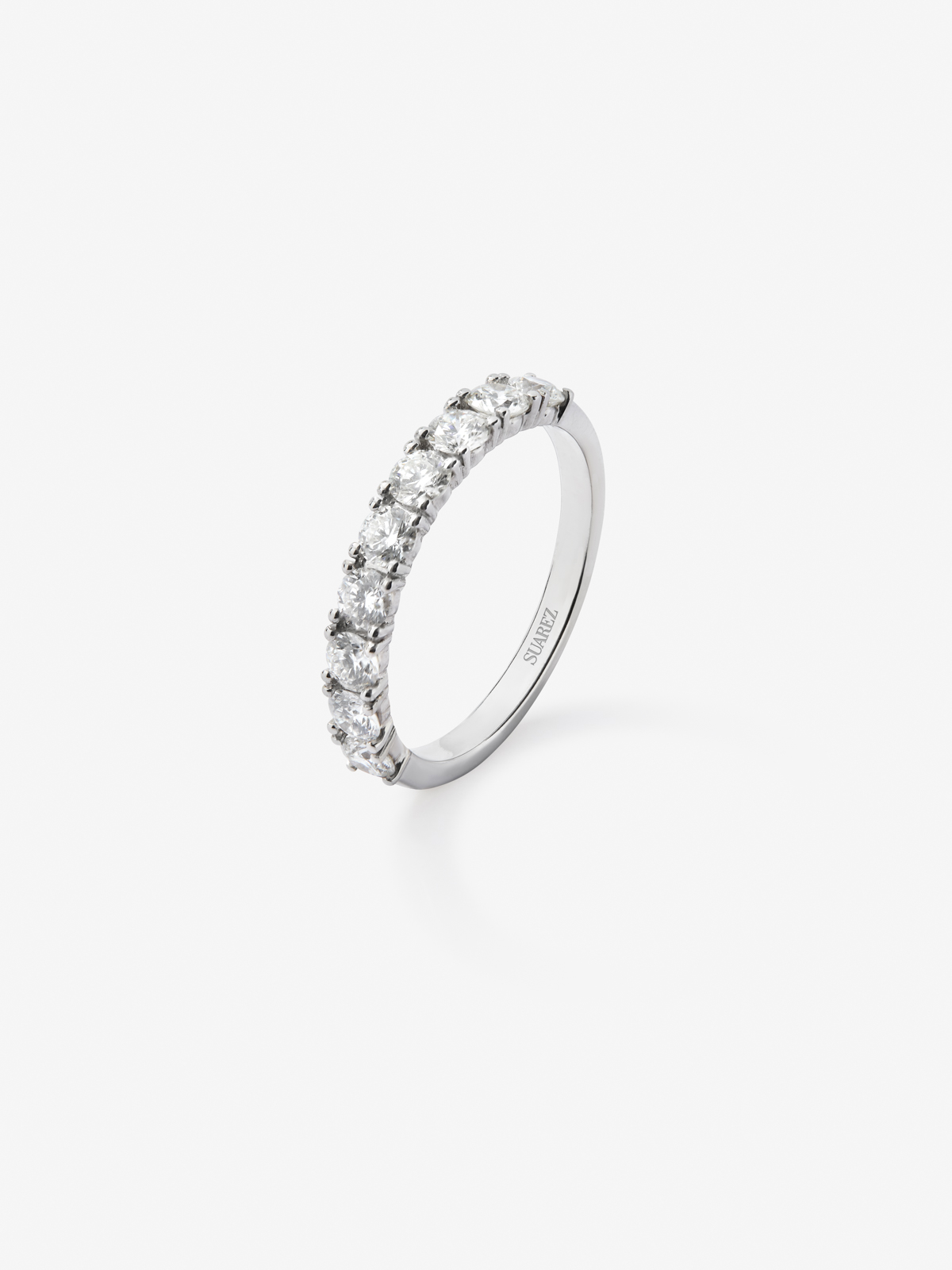 18K white gold engagement ring with diamonds