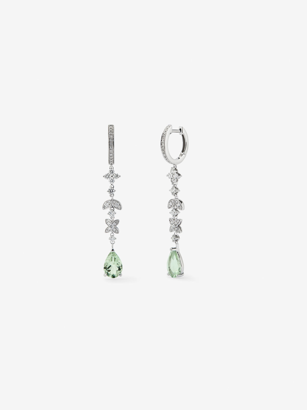 18K white gold earrings with 0.78 ct brilliant-cut diamonds and pear-cut green amethysts